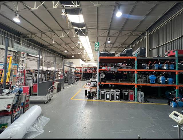 4,194M² WAREHOUSE TO LET IN RANDJESPARK